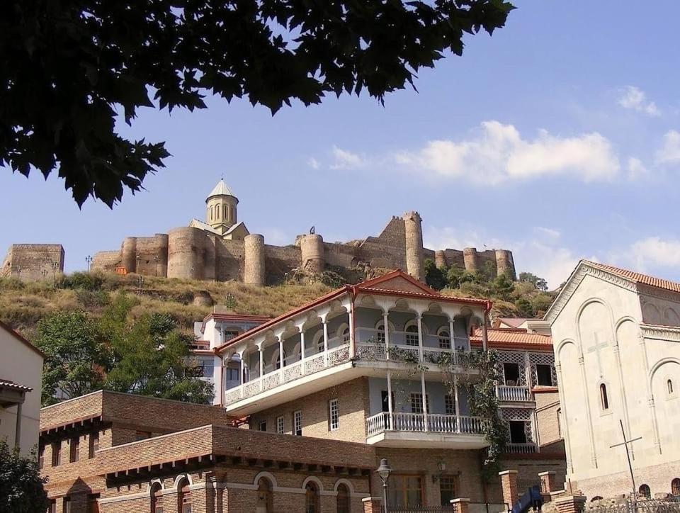 Q&B Hotel Tbilisi Eksteriør billede