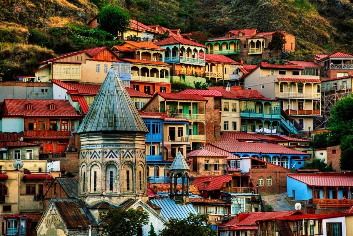 Q&B Hotel Tbilisi Eksteriør billede