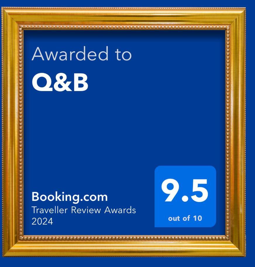 Q&B Hotel Tbilisi Eksteriør billede