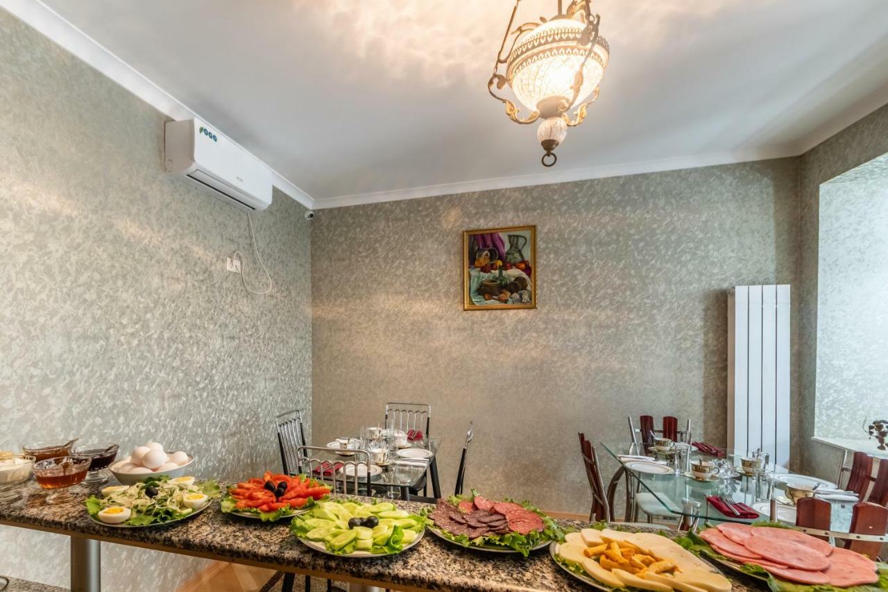 Q&B Hotel Tbilisi Eksteriør billede