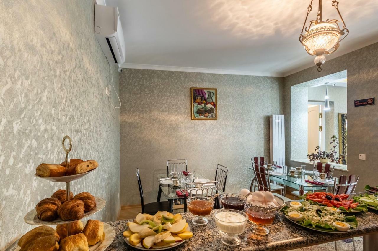 Q&B Hotel Tbilisi Eksteriør billede