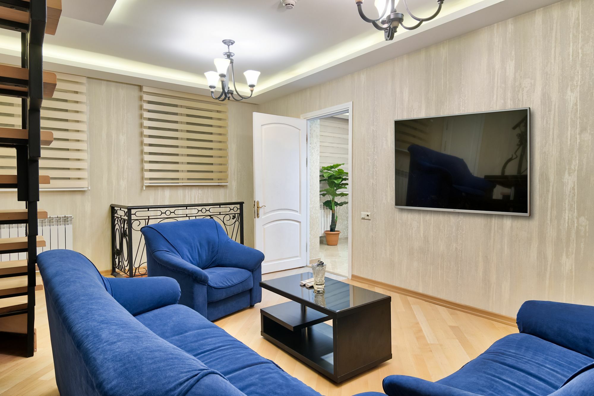 Q&B Hotel Tbilisi Eksteriør billede